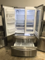 28 cu. ft. Smart wi-fi Enabled InstaView Door-in-Door Refrigerator - Image 3
